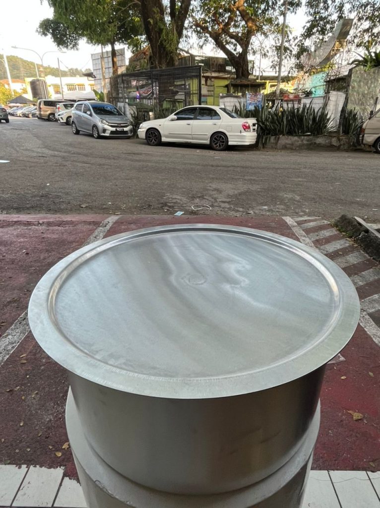 Prop hiasan raya- PERIUK BESI BULAT Penutup leper [rental] – Your DIY ...