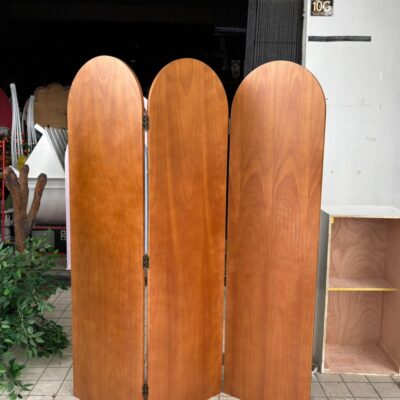 Thick Wooden Folding Screen [rental]