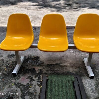 3 SEATER YELLOW LINK CHAIR