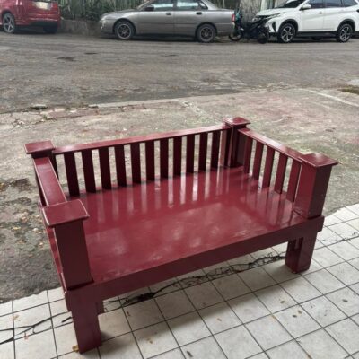 Bangku pangkin kampung [sewa]