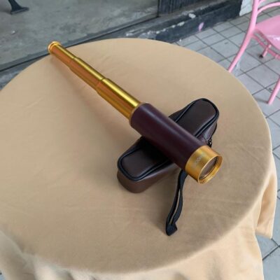 Pirate telescope zoom able [rental]